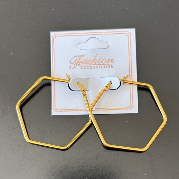 Gold tone geometric hoops - Picture 1 of 1
